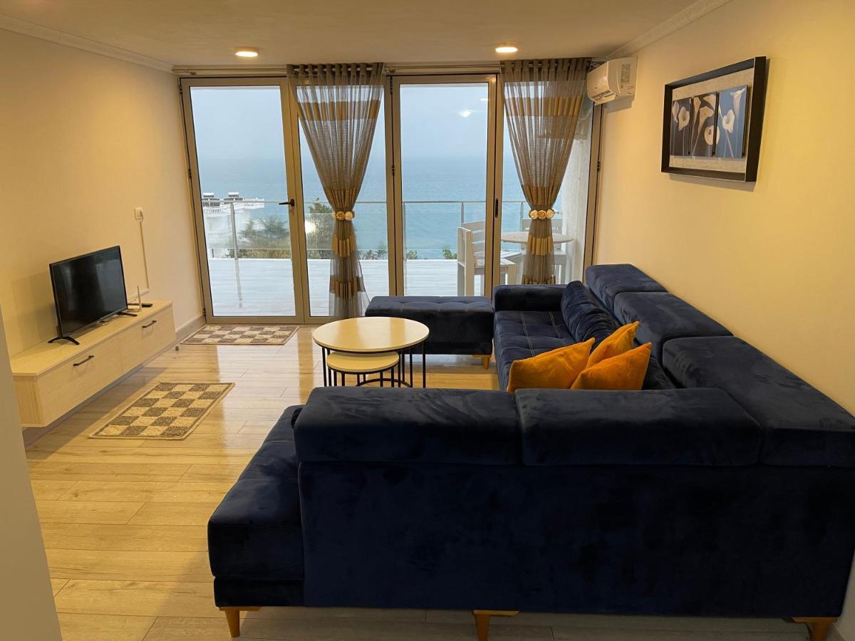 Wave Apartments Saranda Bagian luar foto