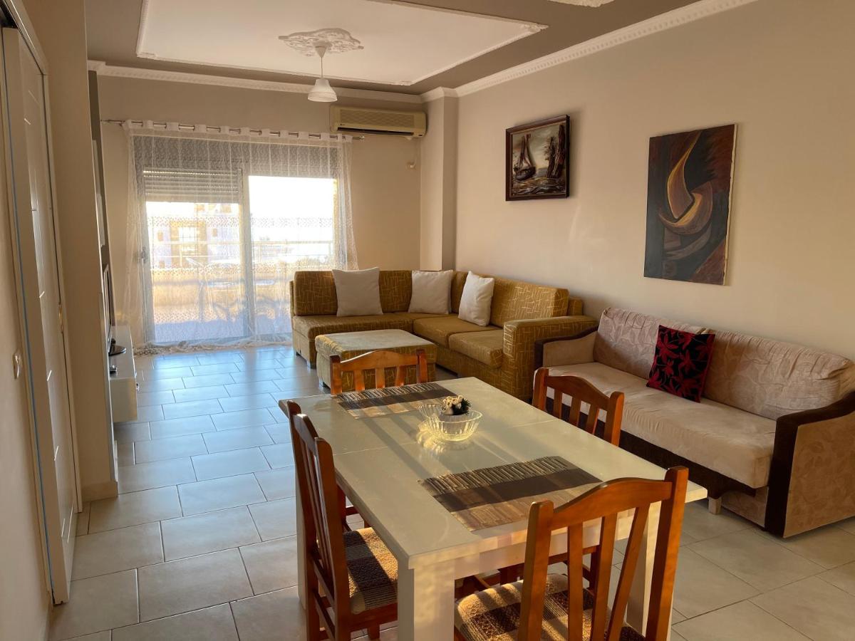 Wave Apartments Saranda Bagian luar foto