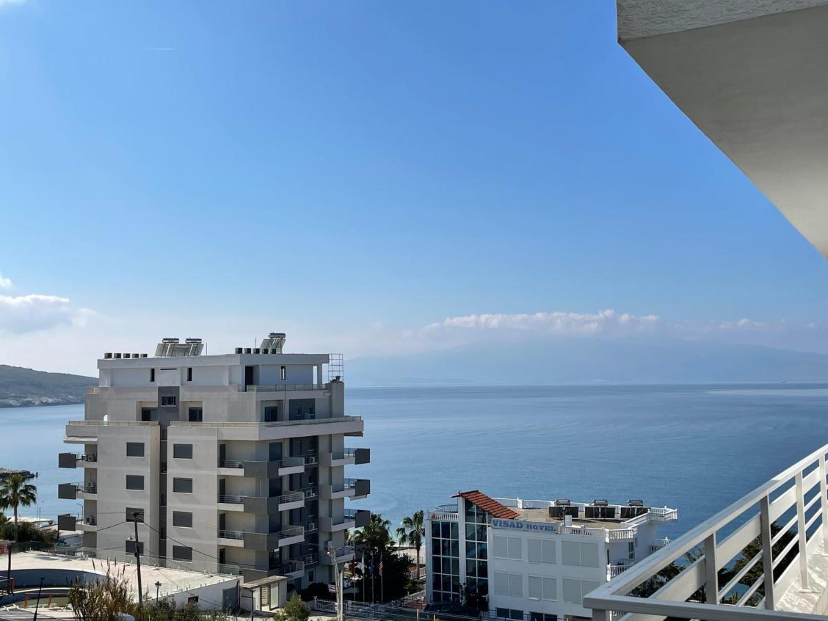 Wave Apartments Saranda Bagian luar foto