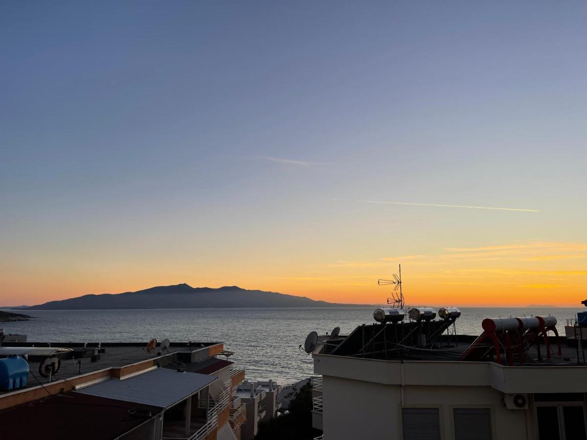 Wave Apartments Saranda Bagian luar foto